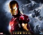 Iron Man ona uçmayı sağlayan çok güçlü bir zırh vardır, insanüstü bir güç ve özel silahlar kullanılabilir verir